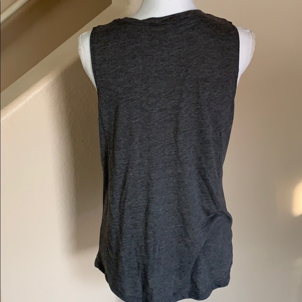 Last fling before the ring tank top - Picture 4 of 6